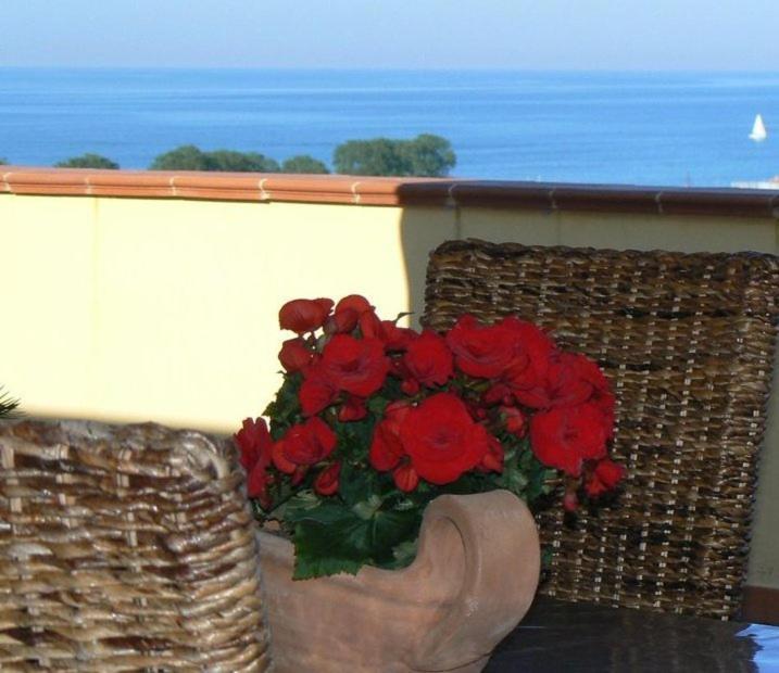 פורטו פוטנצה פיצ'נה Antigua B&B מראה חיצוני תמונה