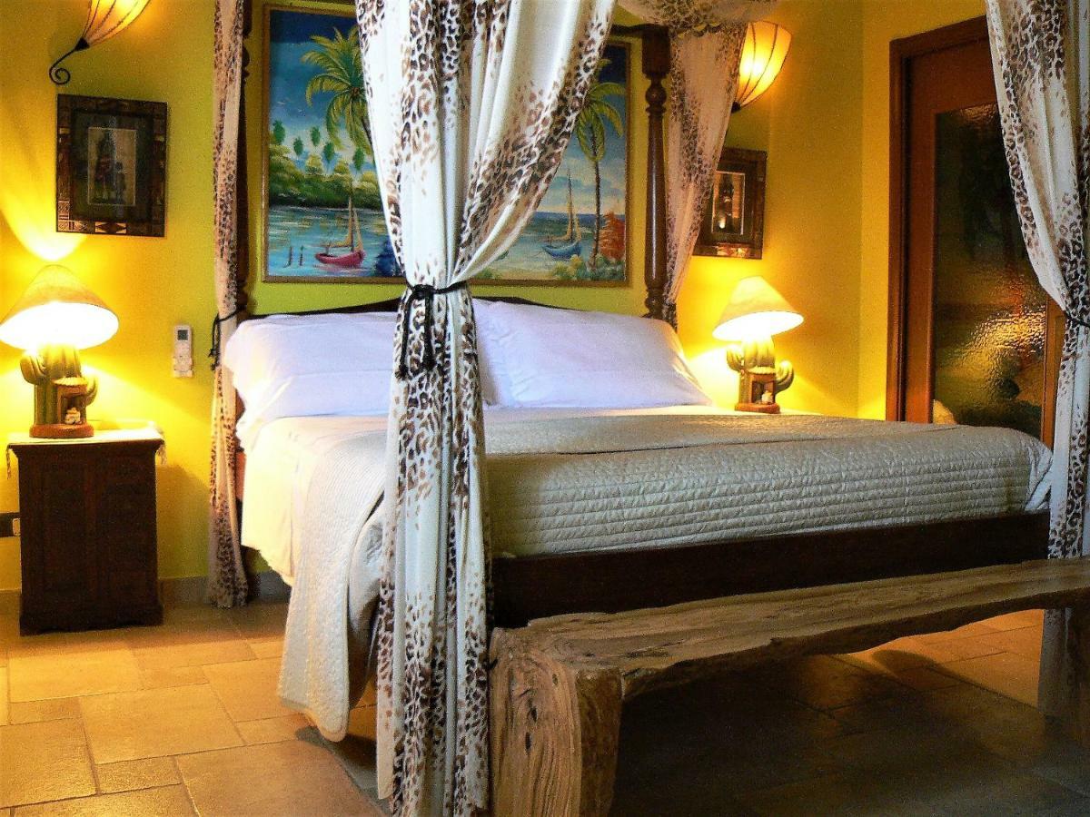פורטו פוטנצה פיצ'נה Antigua B&B מראה חיצוני תמונה